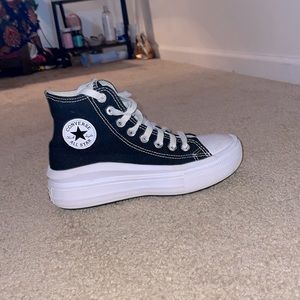 Black high top platform converse.